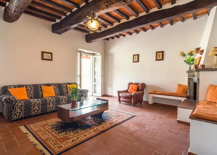 In With Pool Holiday home