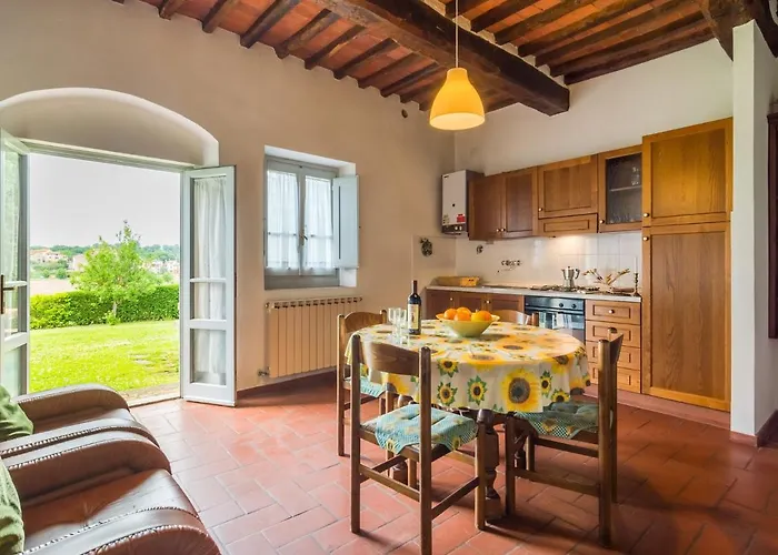 In With Pool Holiday home Bucine