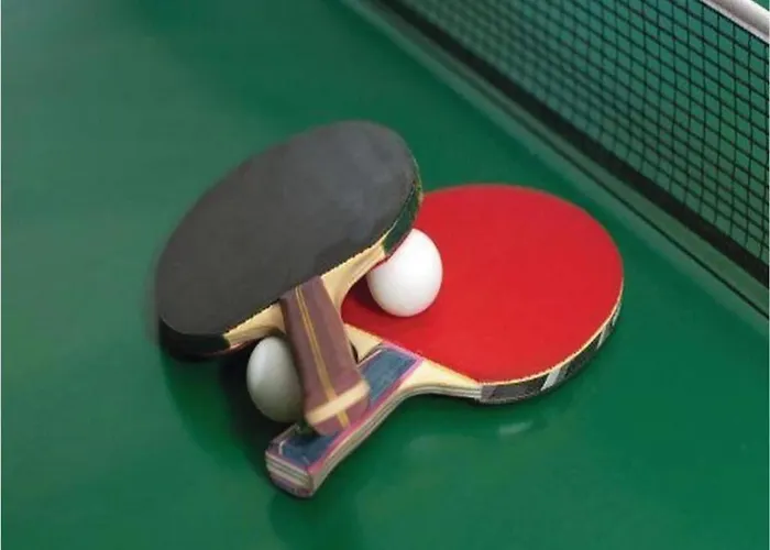 In With Pool * Bucine